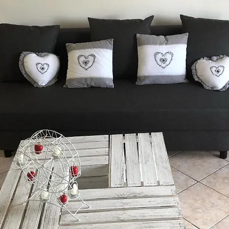 La Pomme D'amour * Saint-Genet-Lerpt
